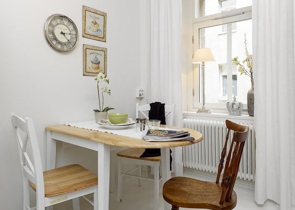 Обеденные столы для маленькой кухни 