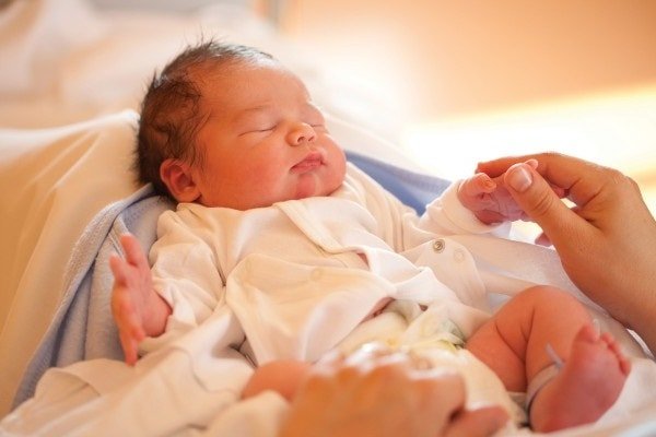 Уход за новорожденным в первый месяц жизни 