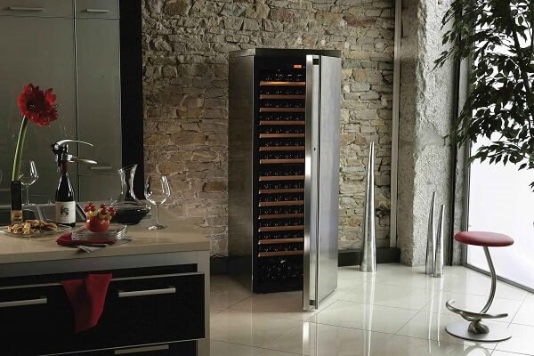 Хороший холодильник для вина – часть интерьера! 