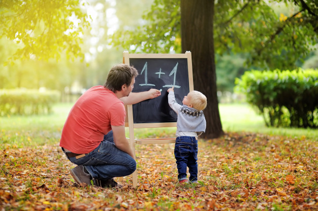 Раннее развитие и мифы о вредности раннего развития ребенка. 