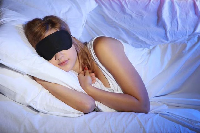 Маска для сна влияет на здоровье и долголетие, как ее выбрать? 